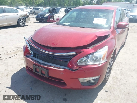 2015 Nissan Altima SV with VIN 1N4AL3AP5FC588001, listed as a IAAI auction lot 42075596 with 110,143 mi miles and . Bid and sale history available at carsss.com. Image 6.
