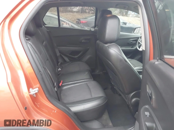 2016 Chevrolet Trax LT z VIN KL7CJLSB2GB659803, wystawiony jako IAAI lot #41576893 z przebiegiem 107 337 mil mil oraz . Historia ofert i sprzedaży dostępna na DreamBid. Obrazek 8.