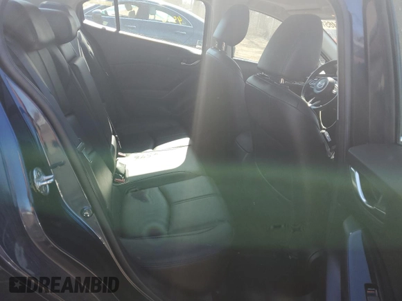 2018 Mazda 3 Touring with VIN 3MZBN1V33JM212311, listed as a Copart auction lot 48515465 with 74,710 mi miles and Salvage Title. Bid and sale history available at carsss.com. Image 10.