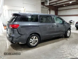 2018 Kia Sedona LX with VIN KNDMB5C1XJ6381951, listed as a Copart auction lot 85641754 with 152,134 mi miles and Salvage Title. Bid and sale history available at carsss.com. Image 3.