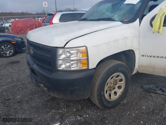 2013 Chevrolet Silverado 1500 Work Truck with VIN 1GCRKPE01DZ174485, listed as a IAAI auction lot 41848873 with 162,892 mi miles. Bid and sale history available at carsss.com. Image 6.