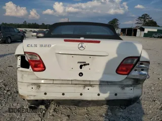 2002 Mercedes-Benz CLK 320/430 with VIN WDBLK65G52T109375, listed as a Copart auction lot 71832724 with 207,707 mi miles and Salvage Title. Bid and sale history available at carsss.com. Image 6.