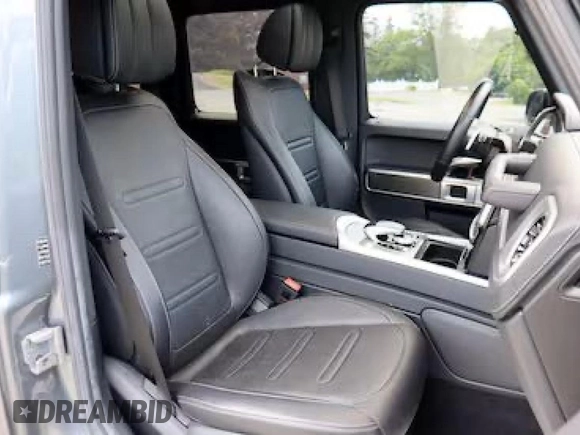 2020 Mercedes-Benz G 550 z VIN W1NYC6BJ1LX353XXX, wystawiony jako Copart lot #66894475 z przebiegiem 30 680 mil mil oraz Czysty tytuł • Clean title. Historia ofert i sprzedaży dostępna na DreamBid. Obrazek 5.