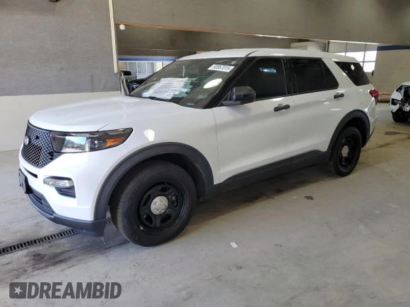 2022 Ford Police Interceptor Utility z VIN 1FM5K8AB7NGC21474, wystawiony jako Copart lot #50957015 z przebiegiem 19 705 mil mil oraz Szkody całkowita. Historia ofert i sprzedaży dostępna na DreamBid. Obrazek 1.