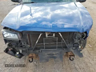2003 Chevrolet Silverado 1500HD LT z VIN 1GCGC13U33F144265, wystawiony jako Copart lot #70311494 z przebiegiem 328 805 mil mil oraz Szkoda całkowita • Salvage title. Historia ofert i sprzedaży dostępna na DreamBid. Obrazek 11.