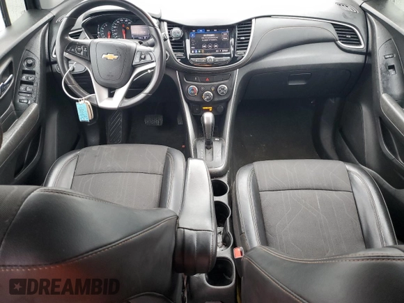 2020 Chevrolet Trax LT with VIN KL7CJLSB0LB043530, listed as a Copart auction lot 61128735 with 71,283 mi miles and Salvage title. Bid and sale history available at DreamBid. Image 8.