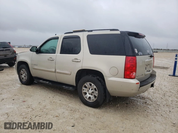 2008 GMC Yukon SLE w/3SA with VIN 1GKFC13C38R102627, listed as a Copart auction lot 87934925 with 196,107 mi miles and Clean Title. Bid and sale history available at carsss.com. Image 2.