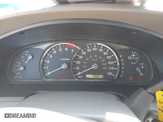 2005 Toyota Sequoia SR5 with VIN 5TDZT34AX5S252295, listed as a IAAI auction lot 41725776 with 236,512 mi miles. Bid and sale history available at carsss.com. Image 7.