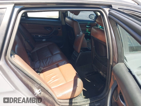 2006 BMW 3 Series 325xi z VIN WBAVT13546KW23822, wystawiony jako IAAI lot #42832474 z przebiegiem 234 704 mil mil oraz . Historia ofert i sprzedaży dostępna na DreamBid. Obrazek 8.