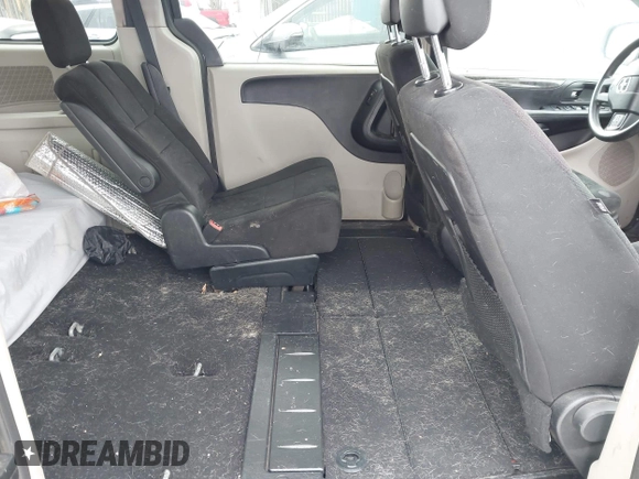 2011 Dodge Grand Caravan SXT with VIN 2D4RN4DG1BR768895, listed as a IAAI auction lot 42000143 with 42,976 mi miles and . Bid and sale history available at DreamBid. Image 8.