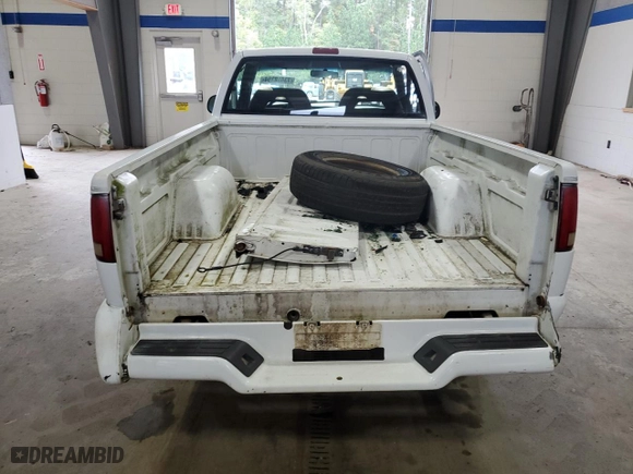 1996 Chevrolet S-10 with VIN 1GCCS1445T8200999, listed as a Copart auction lot 73458394 with 120,144 mi miles and Salvage Title. Bid and sale history available at carsss.com. Image 6.