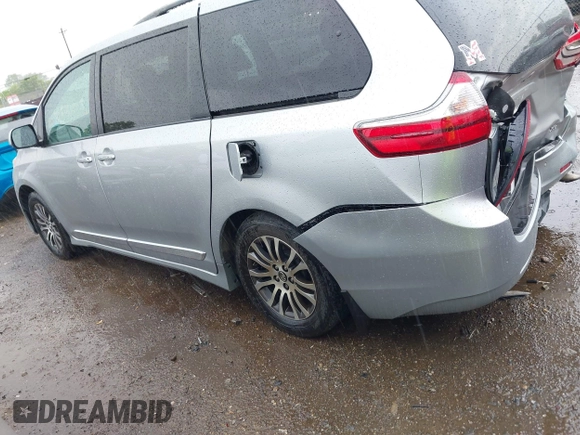 2019 Toyota Sienna XLE Auto Access Seat z VIN 5TDYZ3DC2KS018742, wystawiony jako IAAI lot #42288335 z przebiegiem 101 741 mil mil oraz . Historia ofert i sprzedaży dostępna na DreamBid. Obrazek 14.