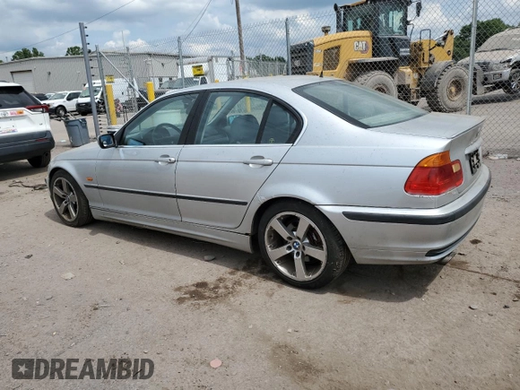 1999 BMW 3 Series 328i with VIN WBAAM5337XFR09689, listed as a Copart auction lot 65123834 with 200,062 mi miles and Clean Title. Bid and sale history available at DreamBid. Image 2.