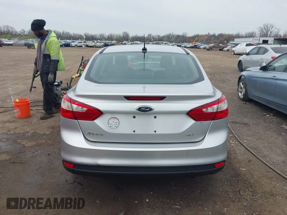 2012 Ford Focus SEL with VIN 1FAHP3H28CL266719, listed as a IAAI auction lot 42008714 with 169,880 mi miles. Bid and sale history available at carsss.com. Image 17.