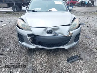 2013 Mazda 3 i Sport z VIN JM1BL1U75D1743637, wystawiony jako IAAI lot #42258672 z przebiegiem 151 404 mil mil oraz . Historia ofert i sprzedaży dostępna na DreamBid. Obrazek 6.