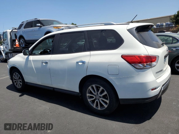 2015 Nissan Pathfinder S with VIN 5N1AR2MNXFC682500, listed as a Copart auction lot 61003095 with 105,754 mi miles and Salvage title. Bid and sale history available at DreamBid. Image 2.