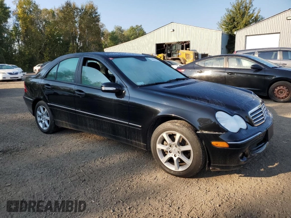 2006 Mercedes-Benz C with VIN WDBRF54J96F745713, listed as a Copart auction lot 70890424 with 44,335 mi miles and Clean Title. Bid and sale history available at DreamBid. Image 4.