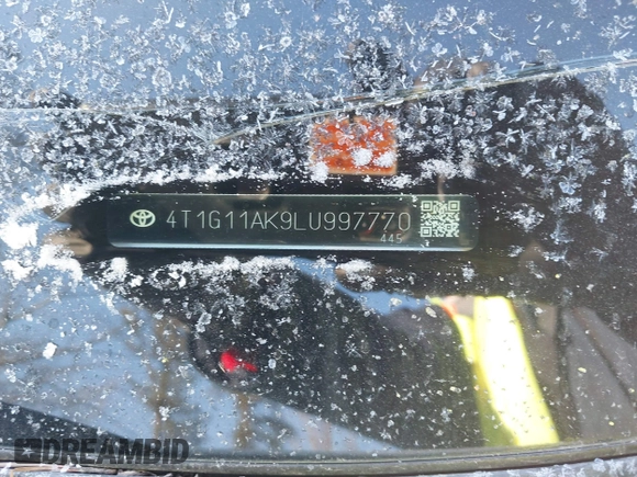 2020 Toyota Camry SE z VIN 4T1G11AK9LU997770, wystawiony jako IAAI lot #41397948 z przebiegiem 97 338 mil mil oraz . Historia ofert i sprzedaży dostępna na DreamBid. Obrazek 9.