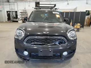 2018 MINI Countryman Cooper S with VIN WMZYT5C39J3E62282, listed as a Copart auction lot 53052945 with 32,103 mi miles and Salvage title. Bid and sale history available at DreamBid. Image 5.