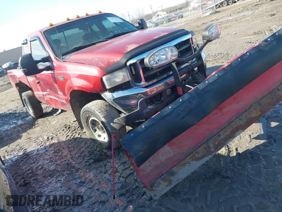 2003 Ford Super Duty F-250 XL with VIN 1FTNX21P93EC62695, listed as a IAAI auction lot 41687232 with 227,181 mi miles. Bid and sale history available at carsss.com. Image 1.
