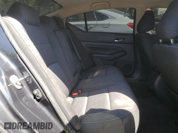 2022 Nissan Altima SV z VIN 1N4BL4DVXNN302361, wystawiony jako Copart lot #57465925 z przebiegiem 62 003 mil mil oraz Szkoda całkowita • Salvage title. Historia ofert i sprzedaży dostępna na DreamBid. Obrazek 10.