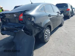 2011 Ford Fiesta SE with VIN 3FADP4BJ3BM122626, listed as a IAAI auction lot 42100151 with 109,287 mi miles and . Bid and sale history available at DreamBid. Image 4.