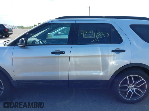 2017 Ford Explorer Sport с VIN 1FM5K8GT4HGD87407, выставлен на аукционе IAAI как лот 42247840 с пробегом 78 880 миль миль и . История ставок и продаж доступна на DreamBid. Изображение 14.