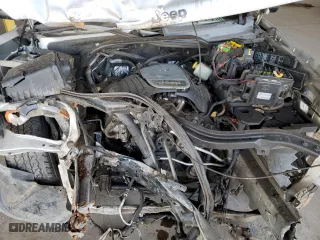 2006 Jeep Grand Cherokee Limited with VIN 1J4HS58216C251630, listed as a Copart auction lot 76988984 with 0 mi miles and Salvage Title. Bid and sale history available at carsss.com. Image 11.