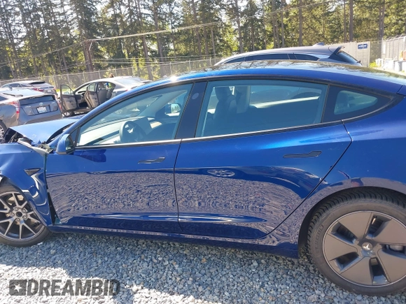 2023 Tesla Model 3 z VIN 5YJ3E1EA9PF639141, wystawiony jako IAAI lot #42167773 z przebiegiem 57 459 mil mil oraz . Historia ofert i sprzedaży dostępna na DreamBid. Obrazek 14.