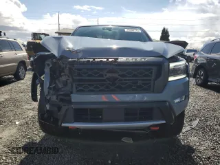 2024 Nissan Frontier SV z VIN 1N6ED1EK7RN631545, wystawiony jako Copart lot #49348715 z przebiegiem 12 973 mil mil oraz Szkoda całkowita • Salvage title. Historia ofert i sprzedaży dostępna na DreamBid. Obrazek 5.