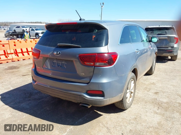 2020 Kia Sorento LX V6 with VIN 5XYPGDA53LG612283, listed as a IAAI auction lot 41724833 with 91,421 mi miles. Bid and sale history available at carsss.com. Image 4.