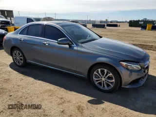 2017 Mercedes-Benz C 300 с VIN 55SWF4KB0HU192174, выставлен на аукционе Copart как лот 54015395 с пробегом 120 922 миль миль и Списание • Salvage title. История ставок и продаж доступна на DreamBid. Изображение 4.