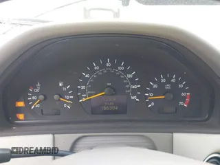 2002 Mercedes-Benz E-Class with VIN WDBJF65J52B496832, listed as a IAAI auction lot 42202331 with 156,304 mi miles. Bid and sale history available at carsss.com. Image 7.