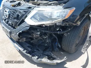 2017 Nissan Rogue S z VIN JN8AT2MT7HW381998, wystawiony jako IAAI lot #42384384 z przebiegiem 109 842 mil mil oraz . Historia ofert i sprzedaży dostępna na DreamBid. Obrazek 6.