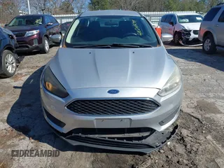 2016 Ford Focus SE with VIN 1FADP3F26GL272588, listed as a IAAI auction lot 41624534 with 149,808 mi miles. Bid and sale history available at carsss.com. Image 6.