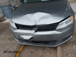 2013 Volkswagen Jetta S с VIN 3VW2K7AJ4DM216470, выставлен на аукционе IAAI как лот 41619015 с пробегом 110 162 миль миль и . История ставок и продаж доступна на DreamBid. Изображение 6.