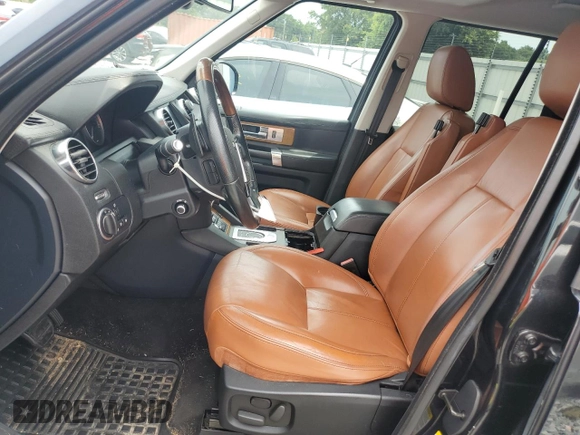 2016 Land Rover LR4 HSE Lux z VIN SALAK2V62GA822545, wystawiony jako Copart lot #58361305 z przebiegiem 144 204 mil mil oraz Szkoda całkowita • Salvage title. Historia ofert i sprzedaży dostępna na DreamBid. Obrazek 7.