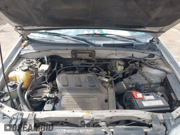 2004 Ford Escape Limited with VIN 1FMCU94104KB50513, listed as a IAAI auction lot 41720459 with 200,798 mi miles. Bid and sale history available at carsss.com. Image 10.