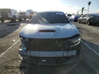 2022 Dodge Charger Scat Pack with VIN 2C3CDXGJ3NH204128, listed as a Copart auction lot 45565495 with 27,130 mi miles and Salvage Title. Bid and sale history available at carsss.com. Image 5.