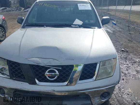 2006 Nissan Frontier SE z VIN 1N6AD06U26C413951, wystawiony jako IAAI lot #41461235 z przebiegiem 236 280 mil mil oraz . Historia ofert i sprzedaży dostępna na DreamBid. Obrazek 12.