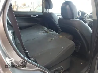 2014 Kia Sorento LX с VIN 5XYKTCA65EG531894, выставлен на аукционе IAAI как лот 42428456 с пробегом 177 265 миль миль и . История ставок и продаж доступна на DreamBid. Изображение 8.