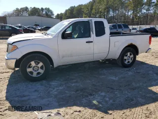 2007 Nissan Frontier SE z VIN 1N6AD06U97C410014, wystawiony jako Copart lot #46402375 z przebiegiem 172 136 mil mil oraz Szkoda całkowita • Salvage title. Historia ofert i sprzedaży dostępna na DreamBid. Obrazek 1.