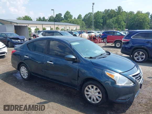 2016 Nissan Versa S Plus z VIN 3N1CN7AP9GL903668, wystawiony jako IAAI lot #42582825 z przebiegiem 192 674 mil mil oraz . Historia ofert i sprzedaży dostępna na DreamBid. Obrazek 1.
