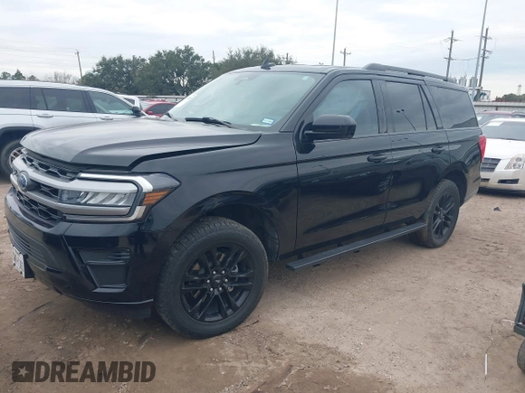 2022 Ford Expedition XLT with VIN 1FMJU1HT4NEA56445, listed as a IAAI auction lot 41301003 with 24,996 mi miles. Bid and sale history available at carsss.com. Image 2.