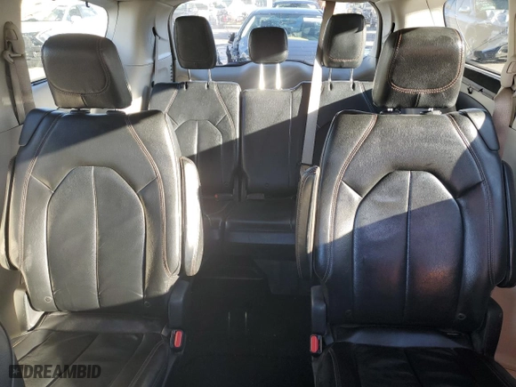 2017 Chrysler Pacifica Touring-L with VIN 2C4RC1BG9HR702303, listed as a Copart auction lot 82663374 with 182,648 mi miles and Salvage Title. Bid and sale history available at carsss.com. Image 10.