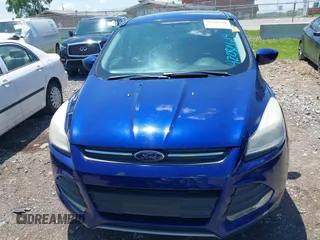 2013 Ford Escape SE z VIN 1FMCU0G9XDUD36433, wystawiony jako IAAI lot #42282619 z przebiegiem 224 020 mil mil oraz . Historia ofert i sprzedaży dostępna na DreamBid. Obrazek 6.