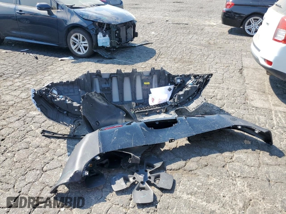 2024 Rivian R1S Adventure z VIN 7PDSGBBA7RN044642, wystawiony jako Copart lot #62567904 z przebiegiem 1888 mil mil oraz Szkody całkowita. Historia ofert i sprzedaży dostępna na DreamBid. Obrazek 13.