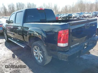 2013 GMC Sierra 1500 Denali z VIN 3GTP2XE24DG337445, wystawiony jako IAAI lot #41666850 z przebiegiem 177 092 mil mil oraz . Historia ofert i sprzedaży dostępna na DreamBid. Obrazek 3.