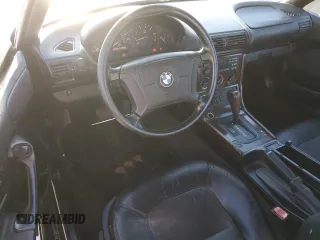 1998 BMW 3 Series Z3 2.8 z VIN 4USCJ3325WLB62588, wystawiony jako Copart lot #76394924 z przebiegiem 126 025 mil mil oraz Szkoda całkowita • Salvage title. Historia ofert i sprzedaży dostępna na DreamBid. Obrazek 8.