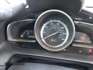 2016 Scion iA z VIN 3MYDLBZV5GY113222, wystawiony jako IAAI lot #42076460 z przebiegiem 112 249 mil mil oraz . Historia ofert i sprzedaży dostępna na DreamBid. Obrazek 7.